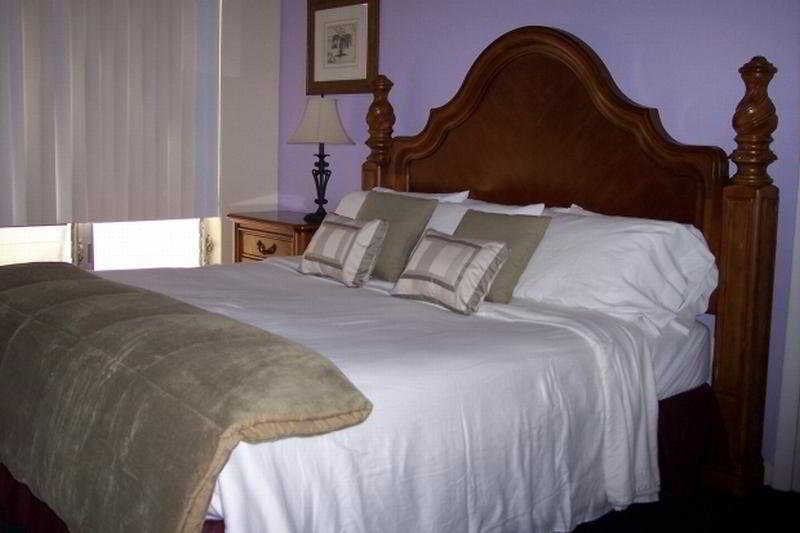 Cheston House - Clothing Optional All Male Guesthouse Форт-Лодердейл Екстер'єр фото